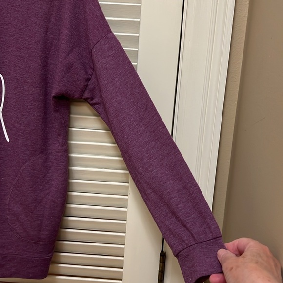 "Be Kind" Tee Shirt in Purple, Size Small, GUC - Picture 8 of 13